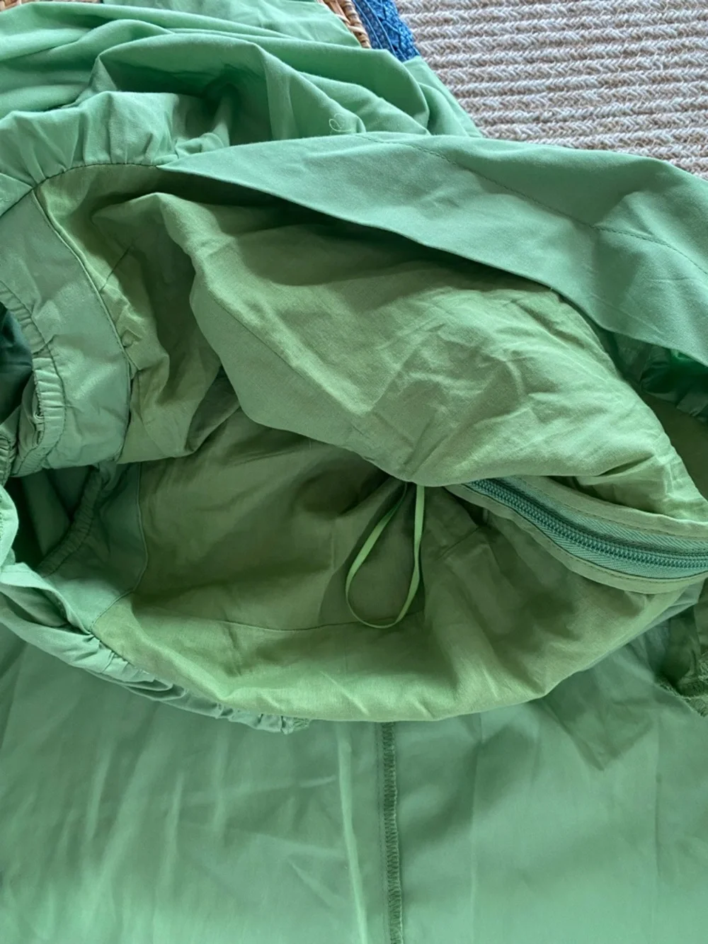 ABERCROMBIE & FITCH Green One-Shoulder Ruched Cut Out Maxi Dress! 🍃 - Picture 12 of 17